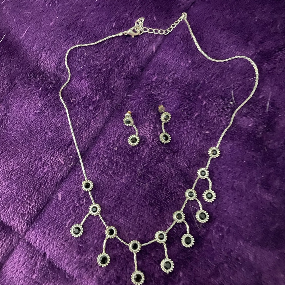 Dress Barn Silver Necklace Elegant Jewelry